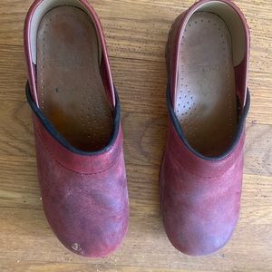Dansko Clogs dark red Size 37